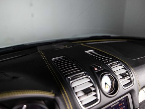 Used 2016 Porsche Cayman GT4 RWD image 18