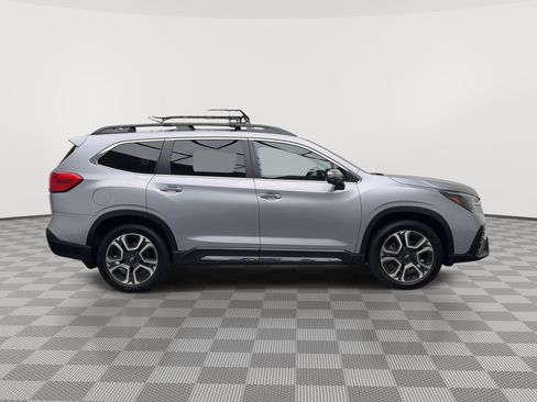 Used 2023 Subaru Ascent Touring image 39