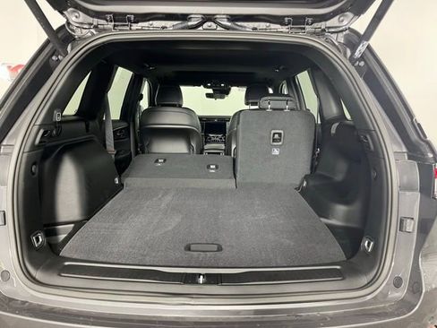 New 2025 Jeep Grand Cherokee Laredo image 27