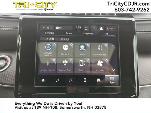 New 2025 Jeep Grand Cherokee Altitude image 18