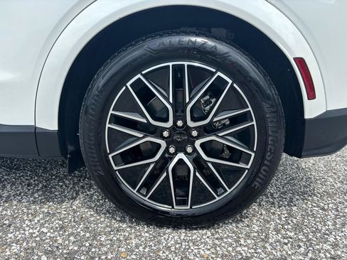 Used 2025 Ford Mustang Mach-E Premium RWD image 28