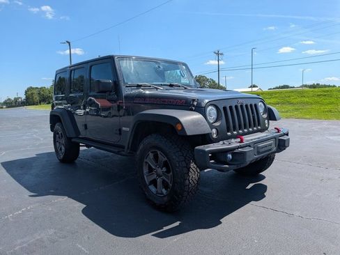 Used 2017 Jeep Wrangler Unlimited Rubicon AWD/4WD image 4