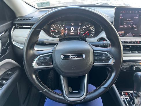 Used 2022 Jeep Compass Limited image 12