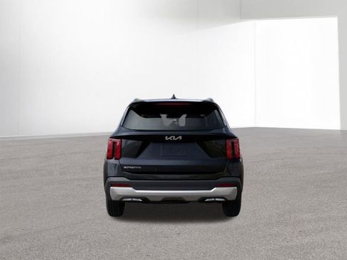 New 2026 Kia Sorento S image 5