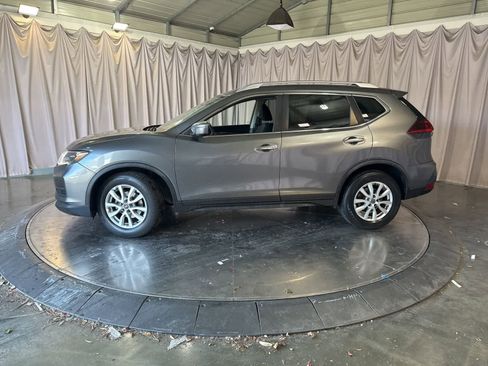 Used 2019 Nissan Rogue SV image 7
