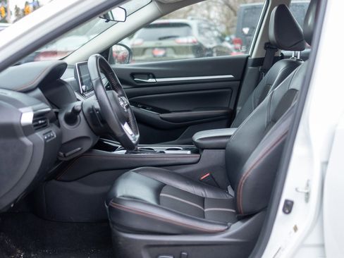 Used 2024 Nissan Altima 2.5 SR image 27