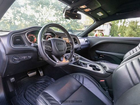 Used 2022 Dodge Challenger SRT Super Stock RWD image 43