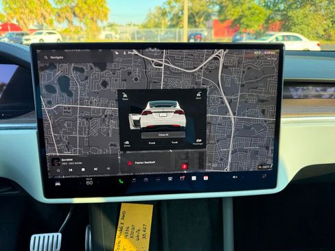 Used 2023 Tesla Model X image 10