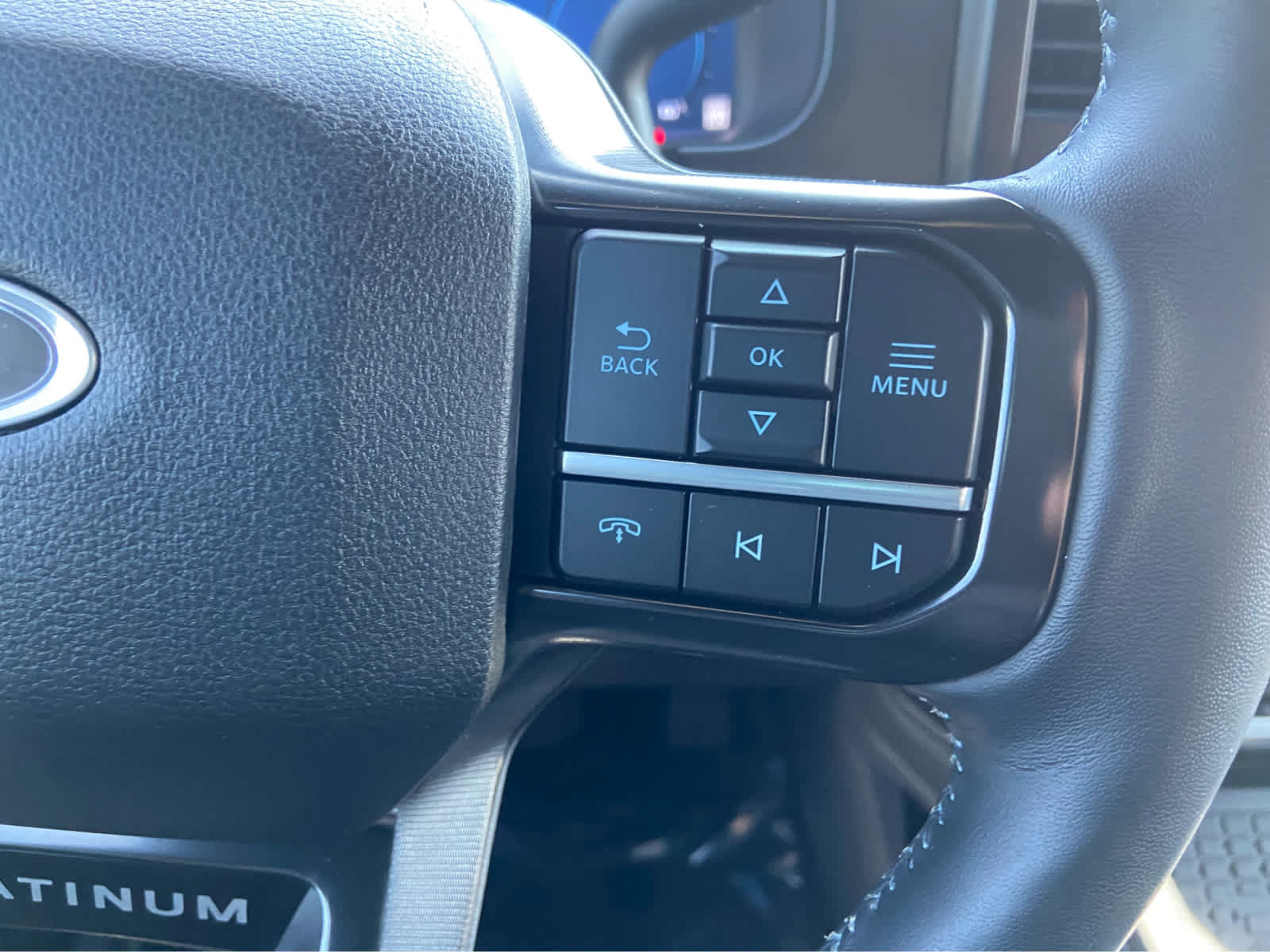 Used 2026 Ford F250 Platinum w/ FX4 Off-Road Package AWD/4WD image 23