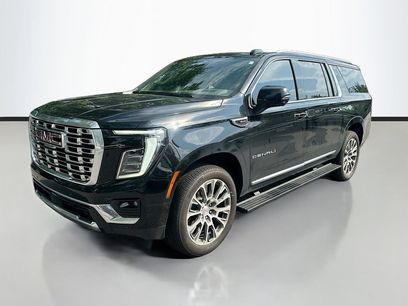Used 2025 GMC Yukon XL Denali w/ Sun & Power Step Package