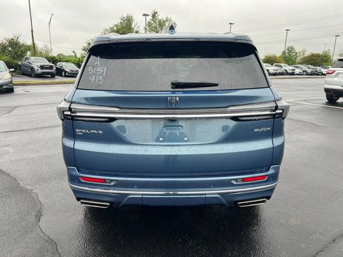 Used 2025 Buick Enclave Avenir w/ Super Cruise Package AWD/4WD image 3