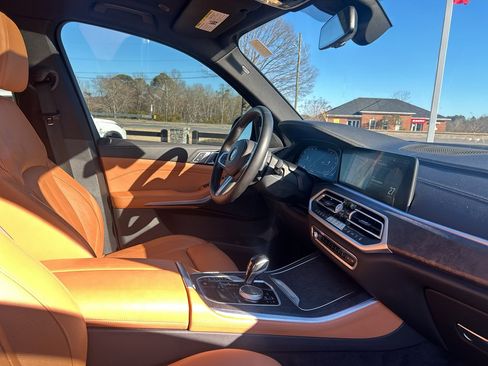 Used 2022 BMW X5 sDrive40i w/ M Sport Package image 24