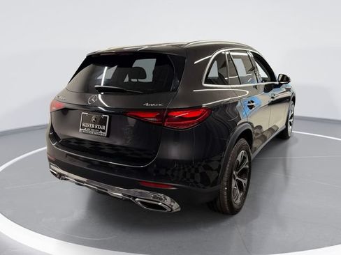 Used 2025 Mercedes-Benz GLC 350e 4MATIC image 4