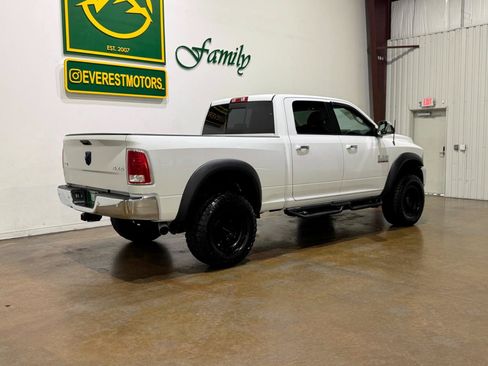 Used 2018 RAM 2500 Laramie w/ Convenience Group AWD/4WD image 8