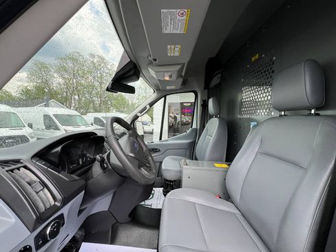Used 2018 Ford Transit 350 148 Medium Roof RWD image 5