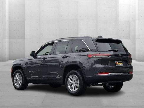 New 2025 Jeep Grand Cherokee Laredo X AWD/4WD image 2