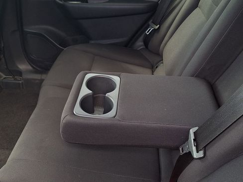 Used 2023 Nissan Rogue S image 13