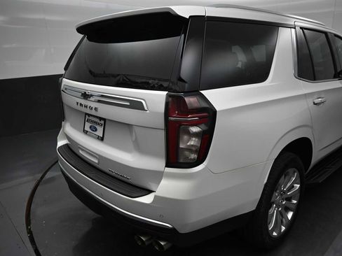 Used 2021 Chevrolet Tahoe Premier AWD/4WD image 12