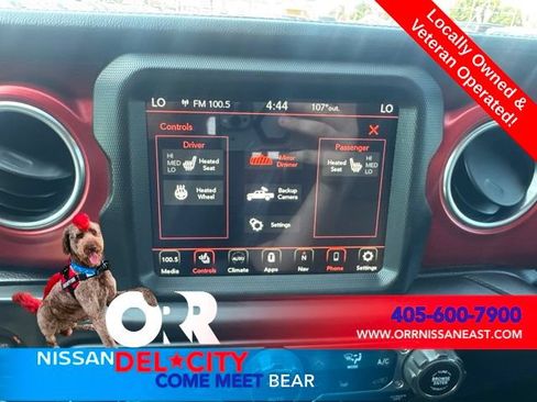 Used 2022 Jeep Gladiator Rubicon w/ LED Lighting Group AWD/4WD image 27