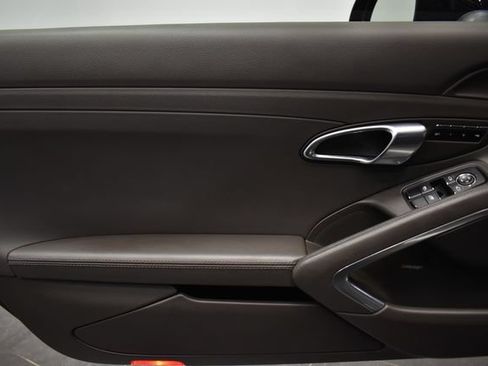 Used 2018 Porsche 911 Carrera S RWD image 21