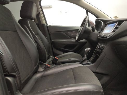 Used 2018 Buick Encore Preferred image 21