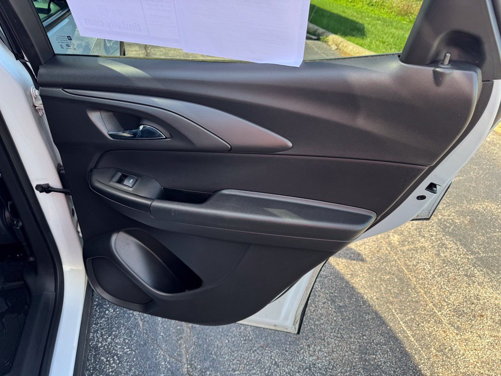Certified 2023 Chevrolet TrailBlazer RS w/ Convenience Package FWD image 23