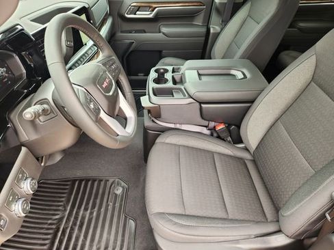 New 2026 GMC Sierra 1500 Elevation AWD/4WD image 11