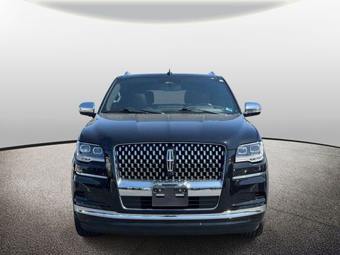 Used 2023 Lincoln Navigator L Black Label AWD/4WD image 8