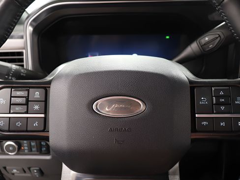 Used 2025 Ford F450 Platinum w/ Camper Package AWD/4WD image 15