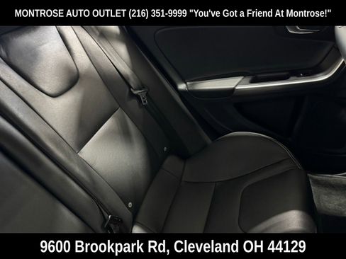 Used 2018 Volvo S60 T5 Dynamic AWD/4WD image 27