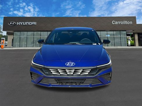 New 2025 Hyundai Elantra Sport image 2