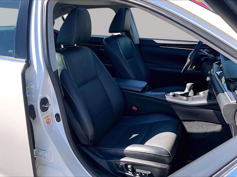 Used 2018 Lexus ES 350 w/ Premier Package image 7