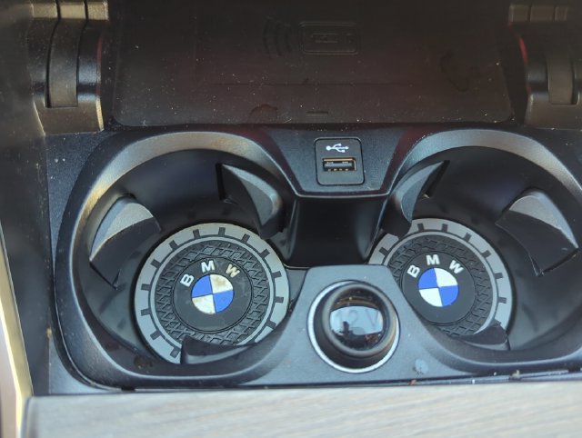Used 2025 BMW 330i xDrive Sedan w/ Premium Package AWD/4WD image 36