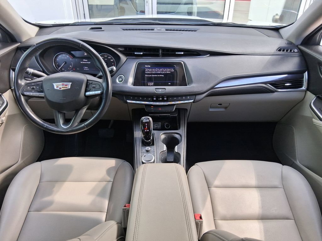 Used 2023 Cadillac XT4 Luxury FWD image 9
