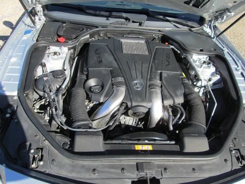 Used 2015 Mercedes-Benz SL 550 image 44