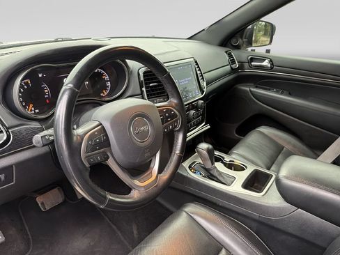 Used 2020 Jeep Grand Cherokee High Altitude RWD image 6
