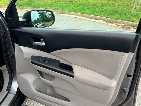 Used 2013 Honda CR-V EX image 32