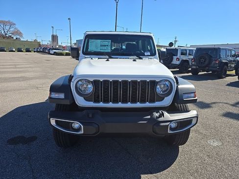 New 2026 Jeep Gladiator Sport AWD/4WD image 8