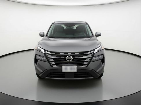 Used 2025 Nissan Rogue SV AWD/4WD image 2