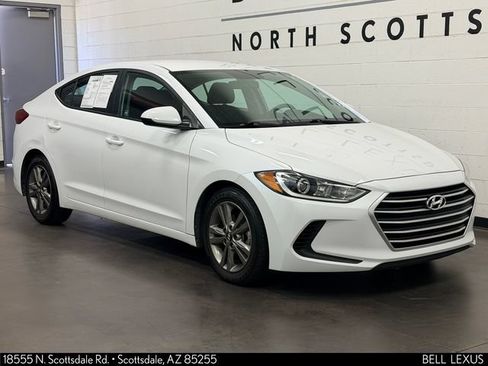 Used 2018 Hyundai Elantra SEL FWD image 2