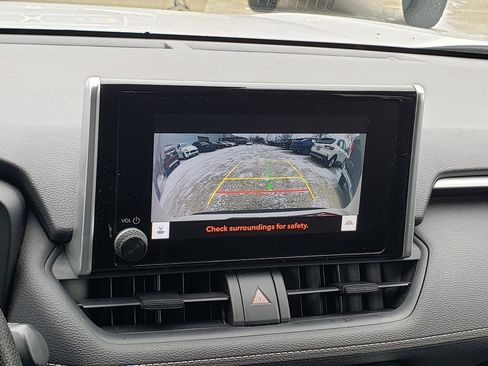 Used 2023 Toyota RAV4 XLE image 34