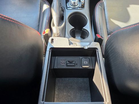 Used 2016 MAZDA MAZDA3 i Grand Touring image 17