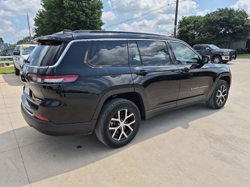 Used 2024 Jeep Grand Cherokee L Limited w/ Luxury Tech Group II AWD/4WD image 6