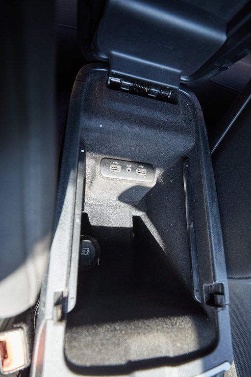 Used 2017 Dodge Charger SXT RWD image 24