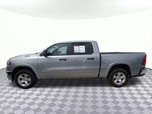 Used 2025 RAM 1500 4x4 Crew Cab image 6