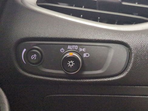 Used 2022 Chevrolet Malibu LT image 27