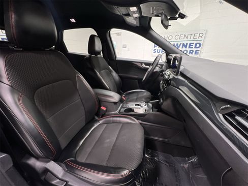Used 2024 Ford Escape ST-Line image 23