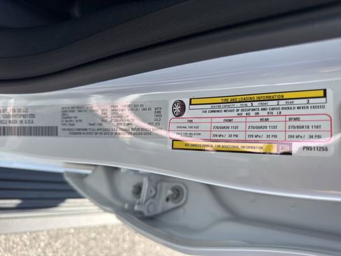 Used 2023 RAM 1500 Limited AWD/4WD image 24
