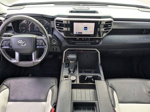 Used 2022 Toyota Tundra SR5 AWD/4WD image 14