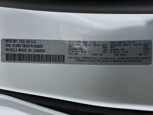 New 2026 Chrysler Pacifica Select image 31